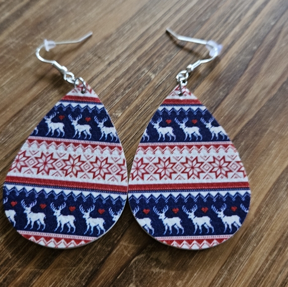 Festive Reindeer Pattern Earrings - Picture 1 of 5